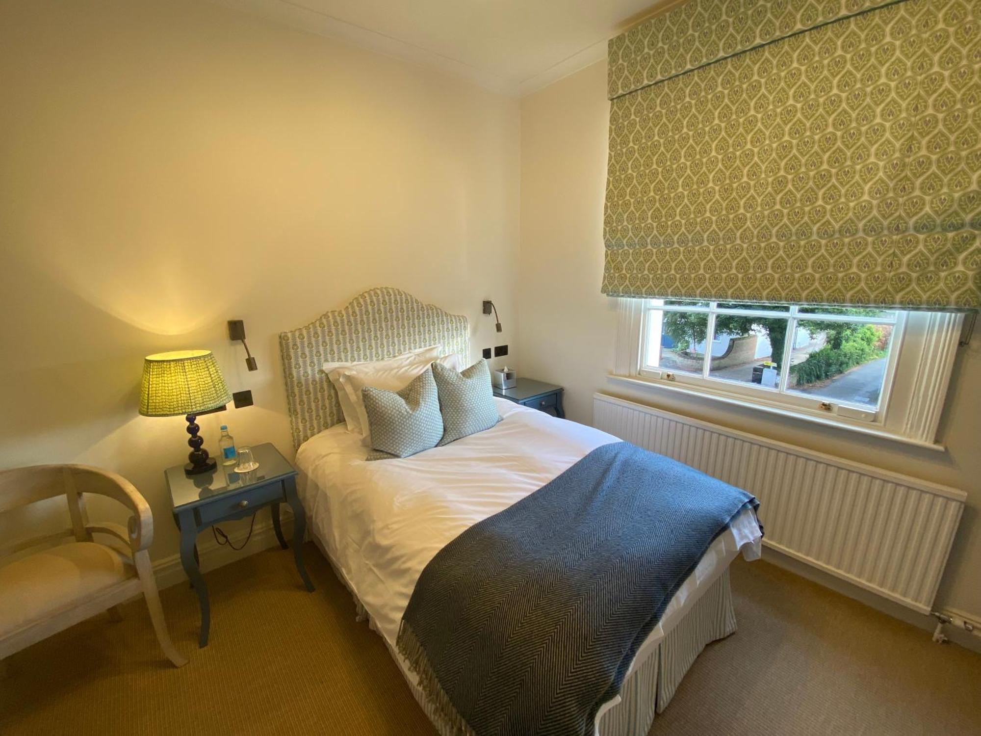 Отель The Grosvenor Stockbridge Стокбридж Экстерьер фото